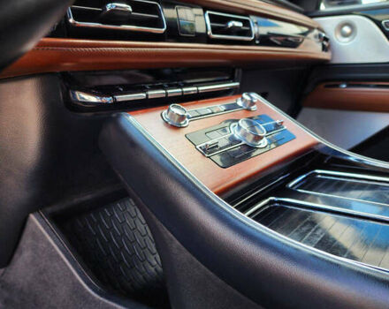 Белый Линкольн Авиатор, объемом двигателя 3 л и пробегом 56 тыс. км за 35000 $, фото 14 на Automoto.ua