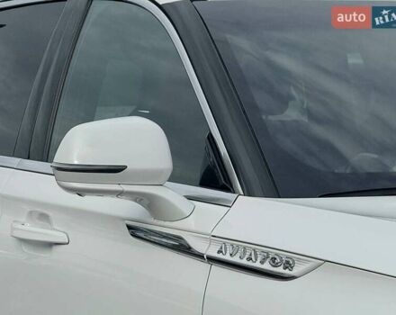 Белый Линкольн Авиатор, объемом двигателя 3 л и пробегом 56 тыс. км за 39999 $, фото 7 на Automoto.ua