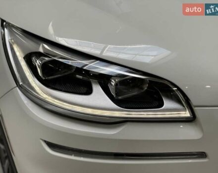 Белый Линкольн Авиатор, объемом двигателя 3 л и пробегом 56 тыс. км за 35000 $, фото 5 на Automoto.ua