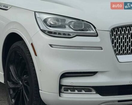 Белый Линкольн Авиатор, объемом двигателя 3 л и пробегом 56 тыс. км за 39999 $, фото 6 на Automoto.ua
