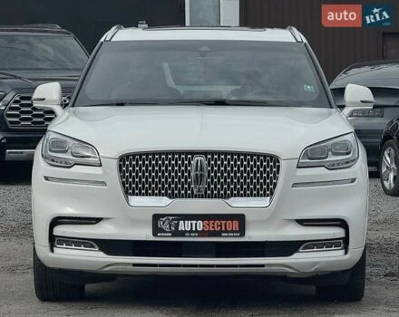 Белый Линкольн Авиатор, объемом двигателя 3 л и пробегом 56 тыс. км за 39999 $, фото 3 на Automoto.ua
