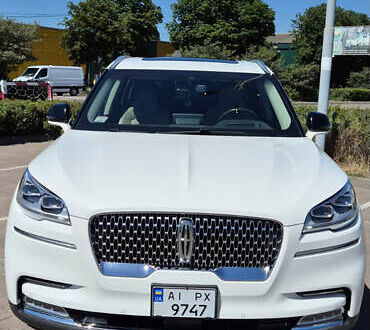 Белый Линкольн Авиатор, объемом двигателя 3 л и пробегом 69 тыс. км за 40500 $, фото 1 на Automoto.ua