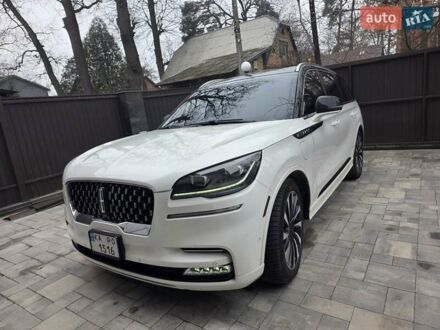 Белый Линкольн Авиатор, объемом двигателя 3 л и пробегом 60 тыс. км за 63000 $, фото 1 на Automoto.ua