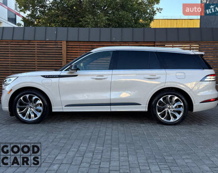 Бежевий Лінкольн Авіатор, об'ємом двигуна 0 л та пробігом 83 тис. км за 63500 $, фото 3 на Automoto.ua