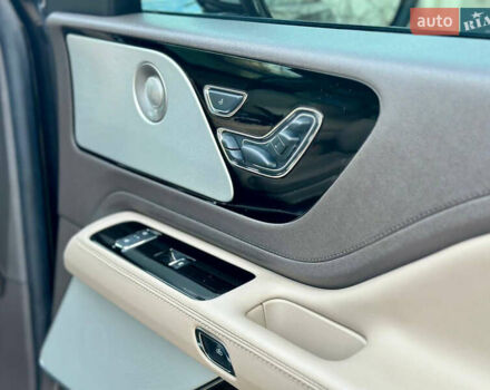 Черный Линкольн Авиатор, объемом двигателя 3 л и пробегом 49 тыс. км за 41300 $, фото 16 на Automoto.ua