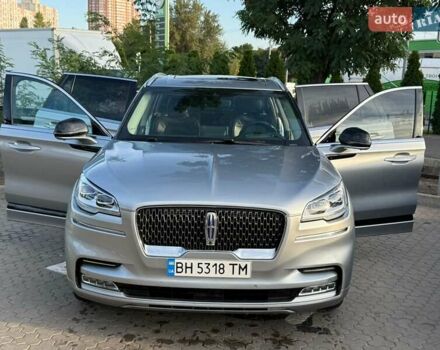 Серый Линкольн Авиатор, объемом двигателя 3 л и пробегом 58 тыс. км за 47999 $, фото 2 на Automoto.ua