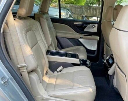 Сірий Лінкольн Авіатор, об'ємом двигуна 0 л та пробігом 50 тис. км за 12400 $, фото 7 на Automoto.ua