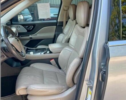 Сірий Лінкольн Авіатор, об'ємом двигуна 0 л та пробігом 50 тис. км за 12400 $, фото 5 на Automoto.ua