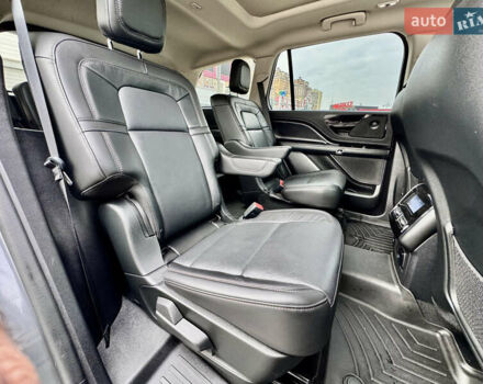 Сірий Лінкольн Авіатор, об'ємом двигуна 2.95 л та пробігом 35 тис. км за 52500 $, фото 42 на Automoto.ua