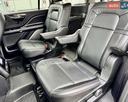 Сірий Лінкольн Авіатор, об'ємом двигуна 2.95 л та пробігом 35 тис. км за 52500 $, фото 38 на Automoto.ua