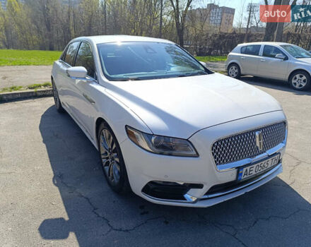 Белый Линкольн Континенталь, объемом двигателя 3.73 л и пробегом 132 тыс. км за 17200 $, фото 8 на Automoto.ua