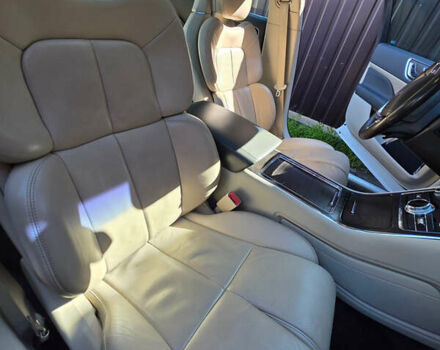 Белый Линкольн Континенталь, объемом двигателя 2.7 л и пробегом 105 тыс. км за 18000 $, фото 2 на Automoto.ua