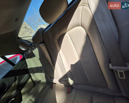 Белый Линкольн Континенталь, объемом двигателя 2.7 л и пробегом 105 тыс. км за 18000 $, фото 6 на Automoto.ua