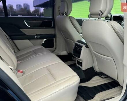 Чорний Лінкольн Континенталь, об'ємом двигуна 2.69 л та пробігом 155 тис. км за 17400 $, фото 18 на Automoto.ua