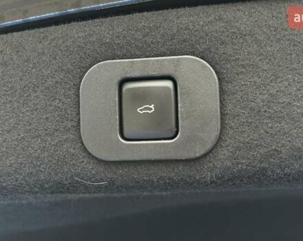 Линкольн Континенталь 2016 в Киеве на Automoto.ua Черный Линкольн Континенталь, объемом двигателя 2.69 л и пробегом 155 тыс. км за 18000 $, фото 34 на Automoto.ua