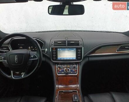 Чорний Лінкольн Континенталь, об'ємом двигуна 2.69 л та пробігом 59 тис. км за 17900 $, фото 10 на Automoto.ua