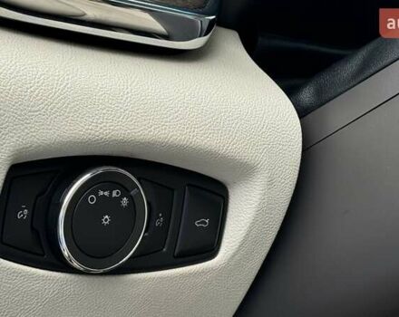 Линкольн Континенталь 2016 в Киеве на Automoto.ua Черный Линкольн Континенталь, объемом двигателя 2.69 л и пробегом 155 тыс. км за 18000 $, фото 32 на Automoto.ua