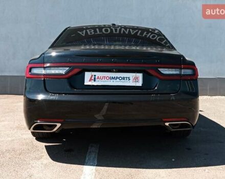 Чорний Лінкольн Континенталь, об'ємом двигуна 2.69 л та пробігом 59 тис. км за 17900 $, фото 7 на Automoto.ua