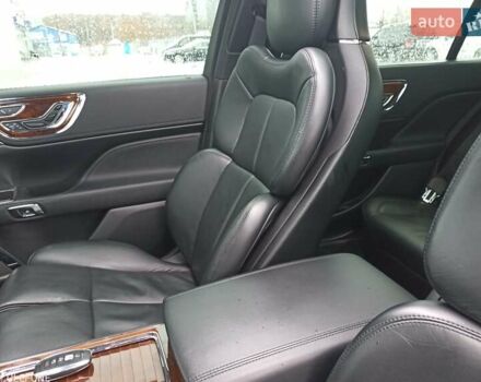 Чорний Лінкольн Континенталь, об'ємом двигуна 2.69 л та пробігом 59 тис. км за 17900 $, фото 15 на Automoto.ua