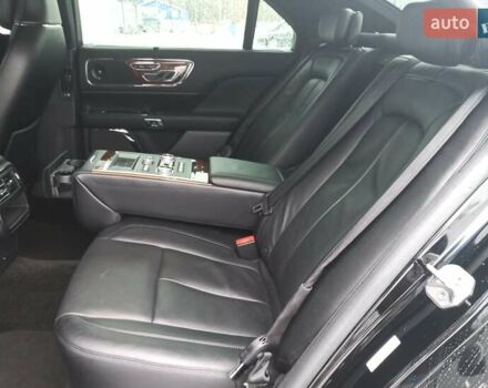 Чорний Лінкольн Континенталь, об'ємом двигуна 2.69 л та пробігом 59 тис. км за 17900 $, фото 19 на Automoto.ua