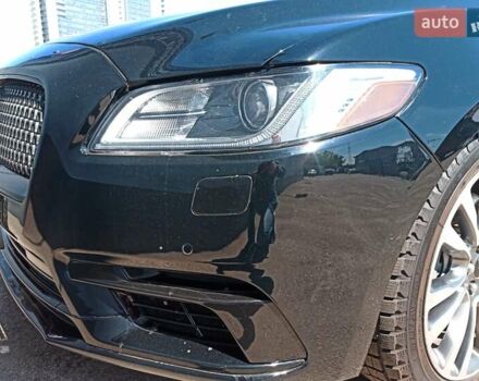 Чорний Лінкольн Континенталь, об'ємом двигуна 2.69 л та пробігом 59 тис. км за 17900 $, фото 5 на Automoto.ua