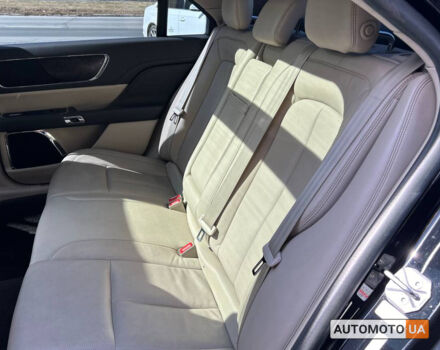 Чорний Лінкольн Континенталь, об'ємом двигуна 3.7 л та пробігом 46 тис. км за 20800 $, фото 20 на Automoto.ua