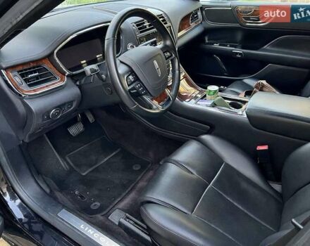 Чорний Лінкольн Континенталь, об'ємом двигуна 3.73 л та пробігом 59 тис. км за 18900 $, фото 8 на Automoto.ua