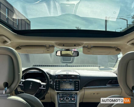 Чорний Лінкольн Континенталь, об'ємом двигуна 3.7 л та пробігом 46 тис. км за 20800 $, фото 19 на Automoto.ua