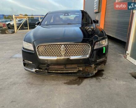 Черный Линкольн Континенталь, объемом двигателя 2.96 л и пробегом 79 тыс. км за 12800 $, фото 1 на Automoto.ua