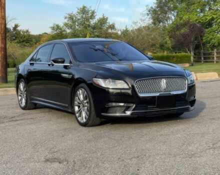 Черный Линкольн Континенталь, объемом двигателя 2.7 л и пробегом 42 тыс. км за 16200 $, фото 3 на Automoto.ua