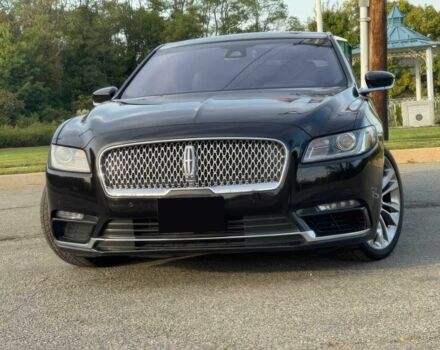 Черный Линкольн Континенталь, объемом двигателя 2.7 л и пробегом 42 тыс. км за 16200 $, фото 1 на Automoto.ua