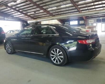 Черный Линкольн Континенталь, объемом двигателя 3.7 л и пробегом 240 тыс. км за 16700 $, фото 2 на Automoto.ua