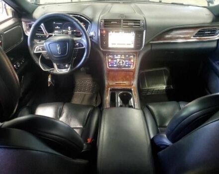 Черный Линкольн Континенталь, объемом двигателя 3.7 л и пробегом 240 тыс. км за 16700 $, фото 5 на Automoto.ua