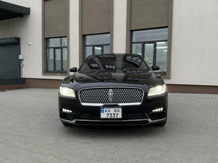 Черный Линкольн Континенталь, объемом двигателя 2.69 л и пробегом 167 тыс. км за 19800 $, фото 1 на Automoto.ua