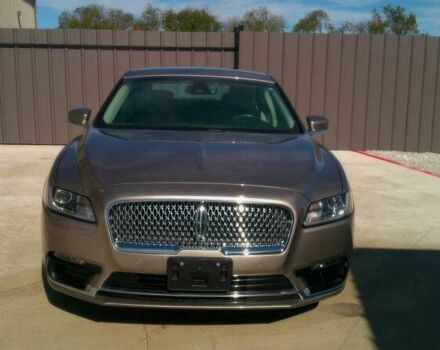 Коричневый Линкольн Континенталь, объемом двигателя 3.7 л и пробегом 49 тыс. км за 19100 $, фото 1 на Automoto.ua