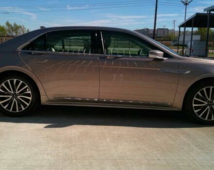 Коричневый Линкольн Континенталь, объемом двигателя 3.7 л и пробегом 49 тыс. км за 19100 $, фото 3 на Automoto.ua