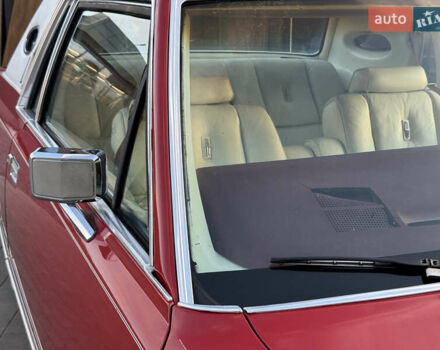 Червоний Лінкольн Континенталь, об'ємом двигуна 5.7 л та пробігом 129 тис. км за 97000 $, фото 27 на Automoto.ua