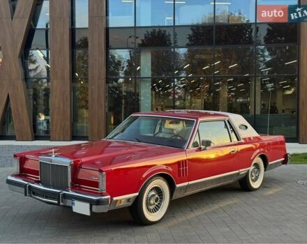 Червоний Лінкольн Континенталь, об'ємом двигуна 5.7 л та пробігом 129 тис. км за 97000 $, фото 2 на Automoto.ua