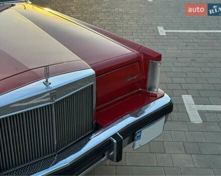 Червоний Лінкольн Континенталь, об'ємом двигуна 5.7 л та пробігом 129 тис. км за 97000 $, фото 23 на Automoto.ua