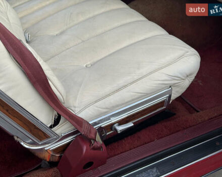 Червоний Лінкольн Континенталь, об'ємом двигуна 5.7 л та пробігом 129 тис. км за 97000 $, фото 48 на Automoto.ua