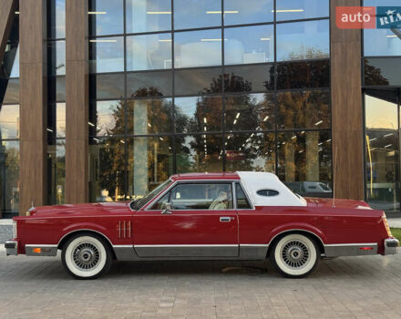 Червоний Лінкольн Континенталь, об'ємом двигуна 5.7 л та пробігом 129 тис. км за 97000 $, фото 3 на Automoto.ua