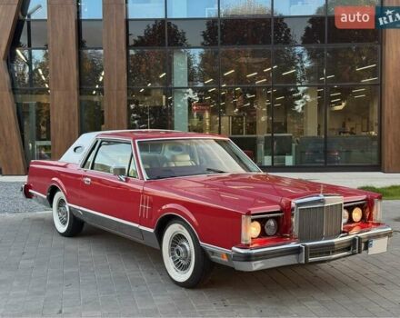 Червоний Лінкольн Континенталь, об'ємом двигуна 5.7 л та пробігом 129 тис. км за 97000 $, фото 24 на Automoto.ua