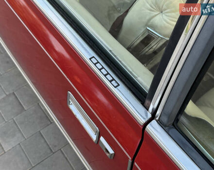Червоний Лінкольн Континенталь, об'ємом двигуна 5.7 л та пробігом 129 тис. км за 97000 $, фото 12 на Automoto.ua