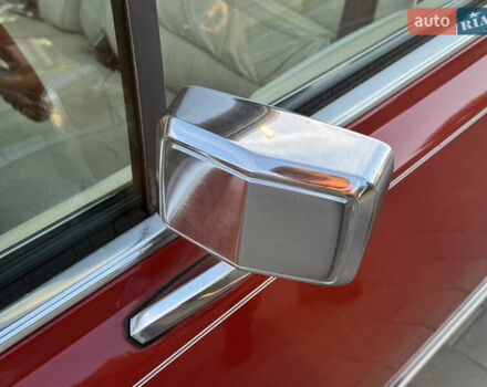 Червоний Лінкольн Континенталь, об'ємом двигуна 5.7 л та пробігом 129 тис. км за 97000 $, фото 10 на Automoto.ua