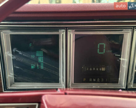 Червоний Лінкольн Континенталь, об'ємом двигуна 5.7 л та пробігом 129 тис. км за 97000 $, фото 37 на Automoto.ua