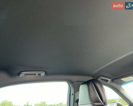 Красный Линкольн Континенталь, объемом двигателя 2.69 л и пробегом 69 тыс. км за 19400 $, фото 33 на Automoto.ua