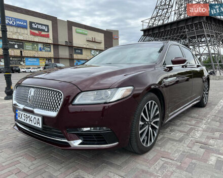 Красный Линкольн Континенталь, объемом двигателя 2.69 л и пробегом 69 тыс. км за 19400 $, фото 1 на Automoto.ua