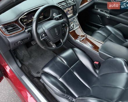 Красный Линкольн Континенталь, объемом двигателя 3.73 л и пробегом 110 тыс. км за 13300 $, фото 34 на Automoto.ua