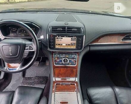 Линкольн Континенталь, объемом двигателя 3 л и пробегом 71 тыс. км за 22499 $, фото 27 на Automoto.ua