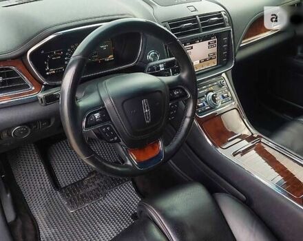 Линкольн Континенталь, объемом двигателя 3 л и пробегом 71 тыс. км за 22499 $, фото 11 на Automoto.ua